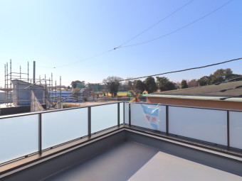 【Roof Balcony】１号棟 