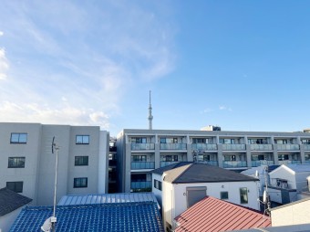 【屋上からの眺望】 スカイツリーが目の前に見えます！