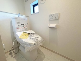 【建物プラン例】ZEH水準仕様住宅！住宅性能評価書取得物件！ プラン・カラーセレクトのご相談可能！理想の暮らしを求められる売地販売。 建物面積：82㎡｜建物参考価格：2000万円 