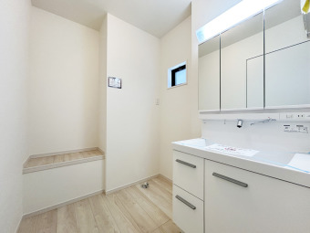 【Wash Room】（2号棟）