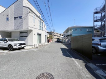 【外観】弊社限定公開！ 商業・教育施設が徒歩圏内に充実しているため気軽に外出ができ、共働きの子育て世帯にも安心な住環境となっています。