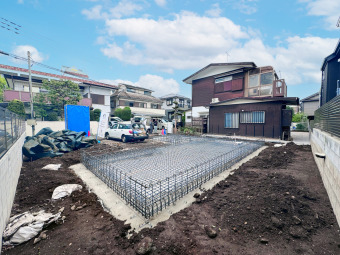 ～Grazia 調布深大寺北町～（3月中旬撮影） 南向き主採光設計。太陽の光を多く取り込める様に窓の数を多く設計しており、明るく心地よい陽光と風を感じることができる空間での暮らし。