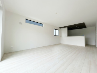 2号棟 【LDK：18帖】