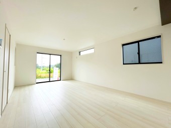 2号棟 【LDK：18帖】