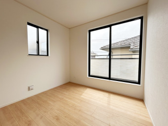 【Room：4.5帖】（2号棟）