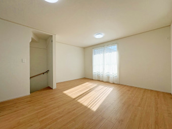 D号棟 【LDK：16帖】