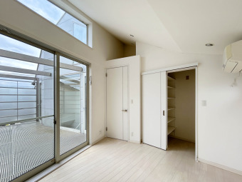 【Room：5.5帖】 