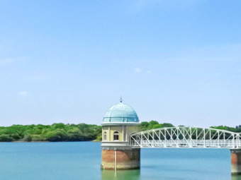 多摩湖