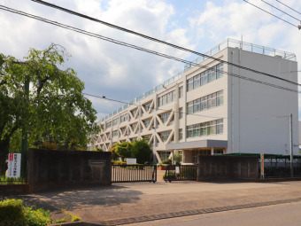あきる野市立東中学校