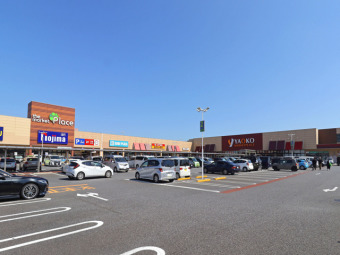the market Place 所沢北原