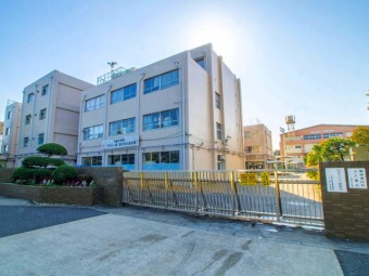 世田谷区立千歳中学校