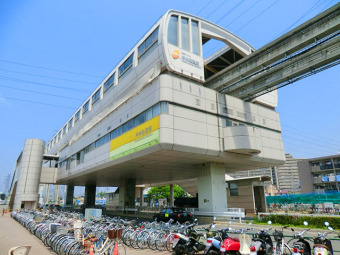 多摩モノレール「甲州街道」駅