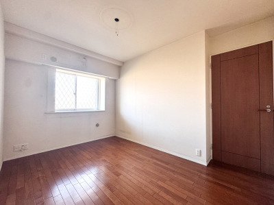 【Room：6.7帖】（リフォーム前写真）