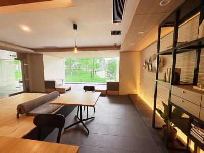 【ワークラウンジ】