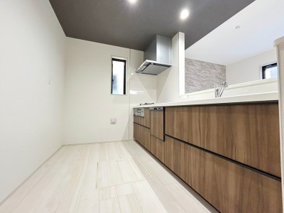 【建物プラン例】建物参考価格：2000万円