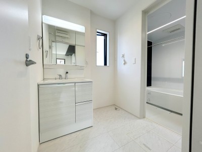 【建物プラン例】建物参考価格：2000万円