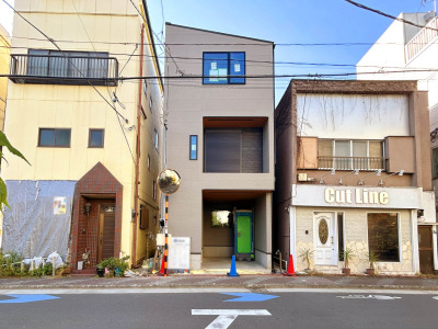 【外観：11月下旬撮影】