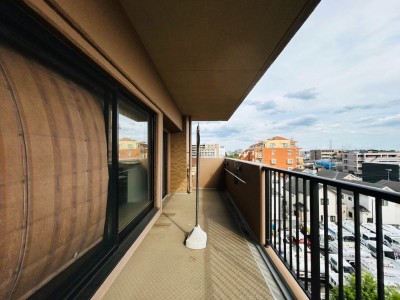 【Balcony：リノベーション前写真】