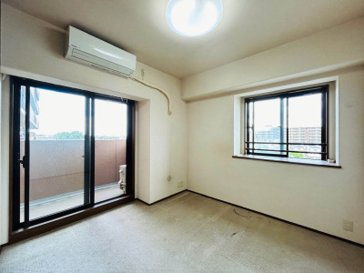 【Room：リノベーション前写真】