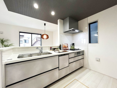 【建物プラン例】建物参考価格：2003万円～