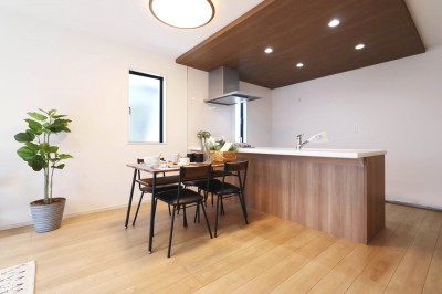 【建物プラン例】建物参考価格：2003万円～