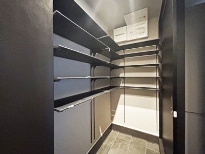 【施工例：Entrance】