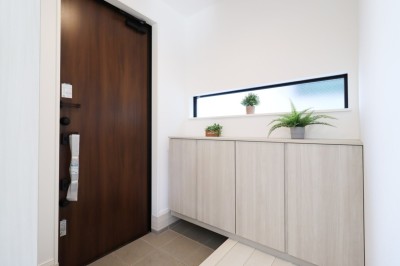 【施工例：Entrance】