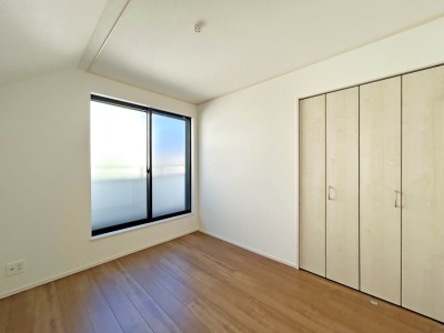 【Room：A号棟】