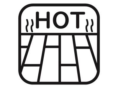 【床暖房】リビングに床暖房が標準設備しているため、冬場の寒い時期でも足元から温まることが出来ます。埃が舞う心配も減り、小さなお子様も安心して過ごすことが出来ます。