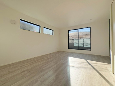 2号棟 【LDK：14.9帖】