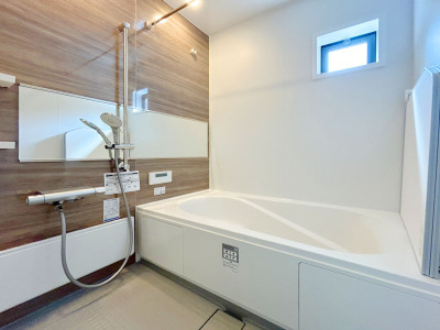 【施工例：Bath Room】