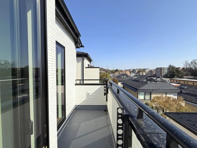 【Balcony：A号棟】