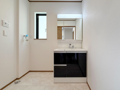 A号棟 【Wash Room】