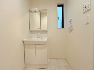 B号棟 【Wash Room】