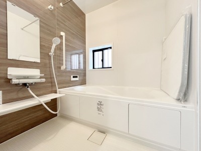 【施工例：Bath Room】