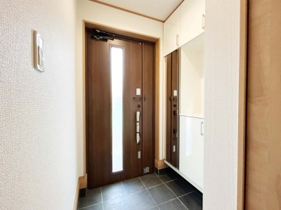【施工例：Entrance】