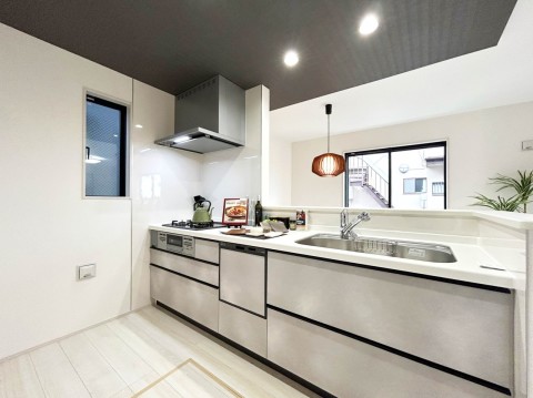 【建物プラン例】