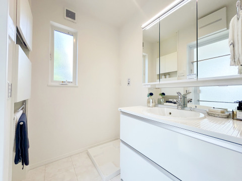 【施工例：Wash Room】