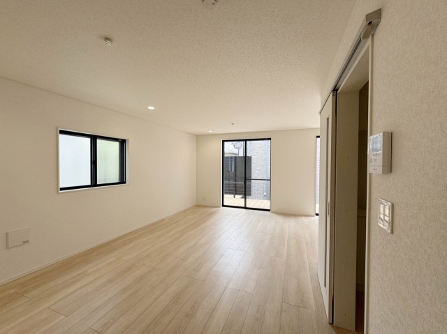 5号棟 【LDK：21.5帖】