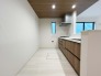 【Kitchen　1号棟】