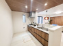 【Kitchen　1号棟】