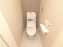【Toilet】
各階にトイレがあるので、朝の慌ただしい時間帯に混む心配が減ります。わざわざトイレのために階段を昇り降りをせずに済みます。
