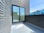 【Wide Balcony】