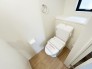 【Toilet】1F
各階にトイレがあるので、朝の慌ただしい時間帯に混む心配が減ります。わざわざトイレのために階段を昇り降りをせずに済みます。
