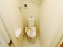 【Toilet】
各階にトイレがあるので、朝の慌ただしい時間帯に混む心配が減ります。わざわざトイレのために階段を昇り降りをせずに済みます。

