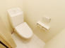 【Toilet】
各階にトイレがあるので、朝の慌ただしい時間帯に混む心配が減ります。わざわざトイレのために階段を昇り降りをせずに済みます。
