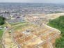 【都心に近い緑の丘に堂々登場した新街区】
～スカイテラス南山～
物件詳細や現地ご案内希望など、お気軽にお問い合わせください！
上空から望む現地区画（2024年5月撮影）