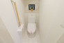 【Toilet】
各階にトイレがあるので、朝の慌ただしい時間帯に混む心配が減ります。わざわざトイレのために階段を昇り降りをせずに済みます。
