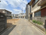 【前面道路】
足立区の閑静な住宅街に、21坪超の建築条件なし売地にて、理想のハウスメーカー、プランでの建築が可能です。
