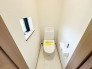 【Toilet】
各階にトイレがあるので、朝の慌ただしい時間帯に混む心配が減ります。わざわざトイレのために階段を昇り降りをせずに済みます。
